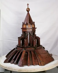 Model kopule na vrcholu dómu (dřevo)